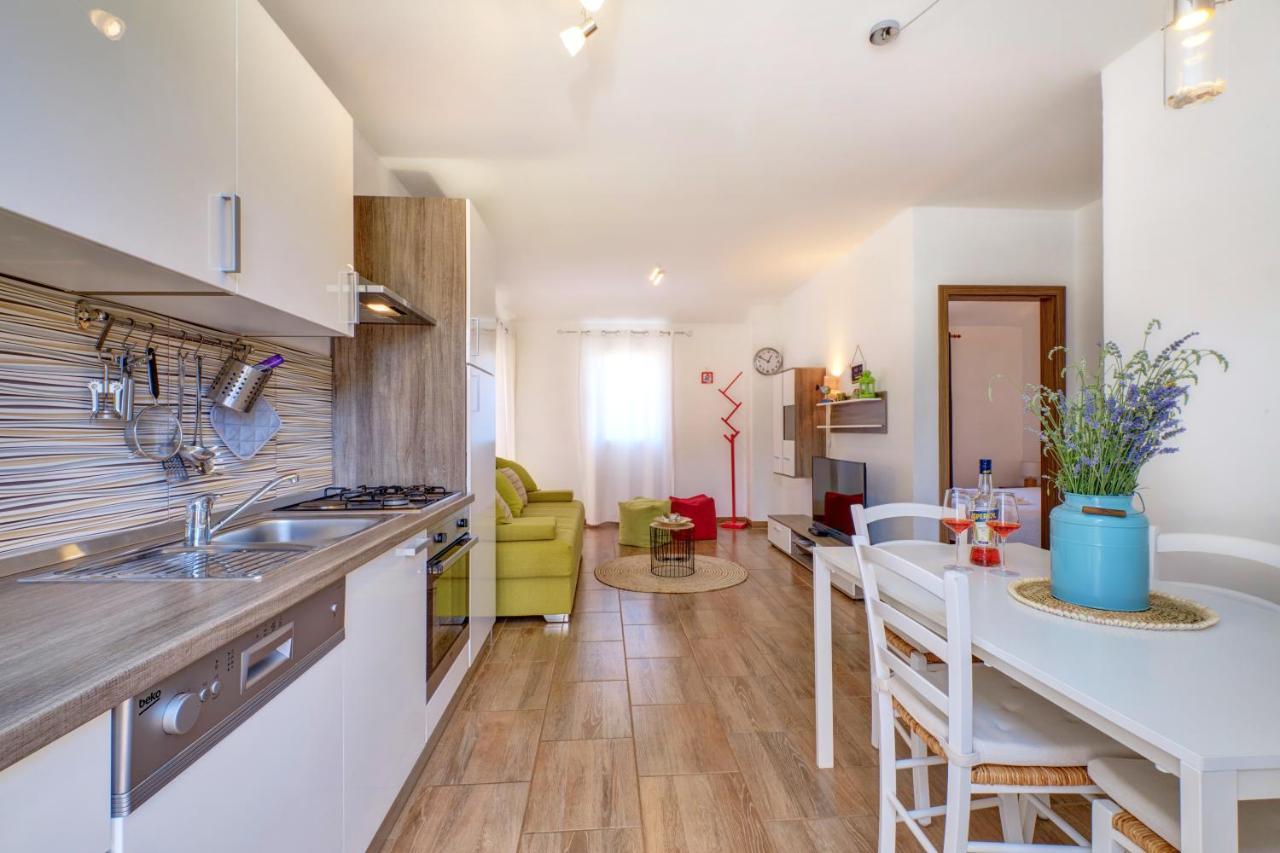 Apartment Tena ヴェリ・ロシニュ エクステリア 写真