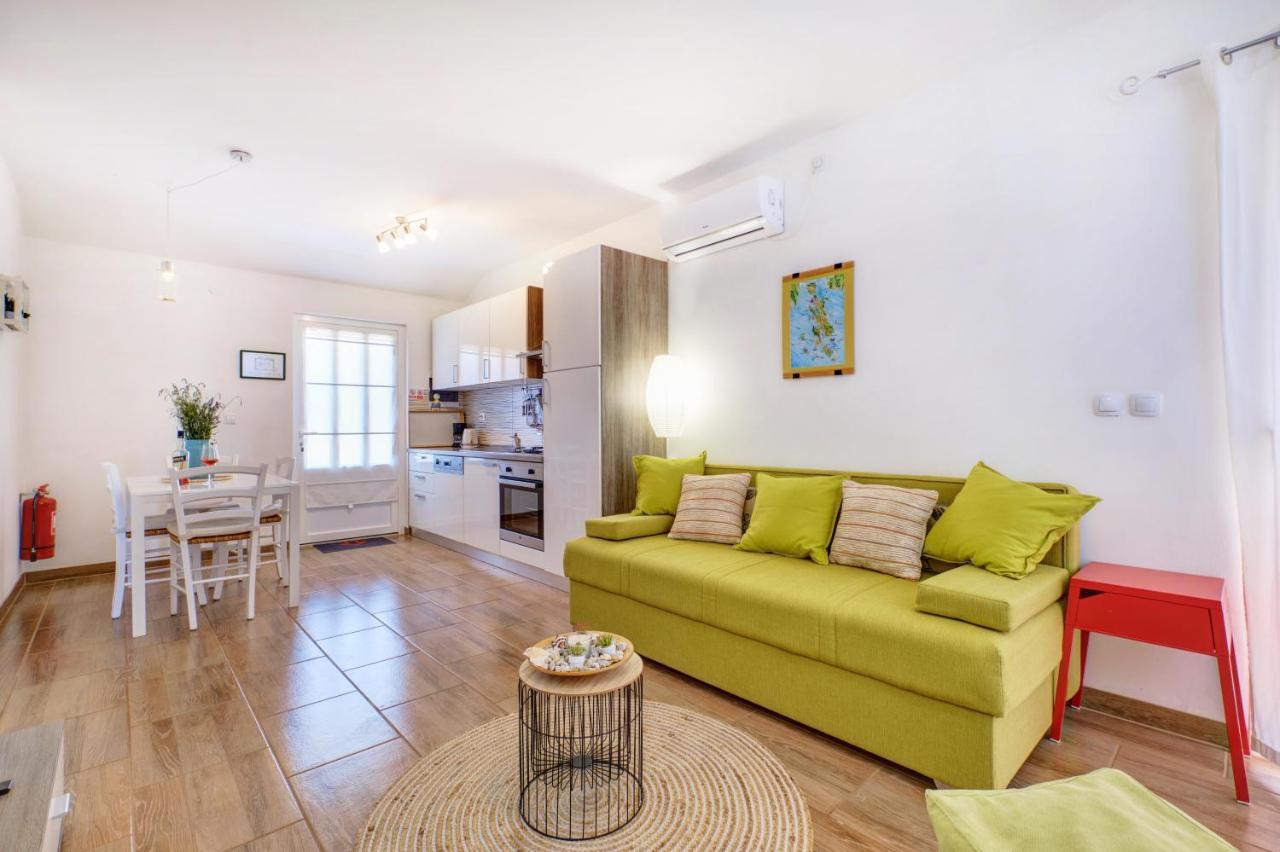 Apartment Tena ヴェリ・ロシニュ エクステリア 写真